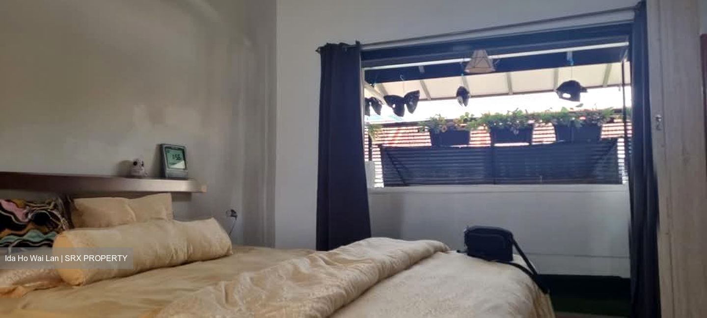 Loyang Villas (D17), Terrace #568747531